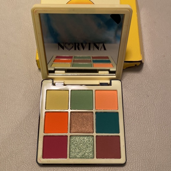 ABH Norvina Collection Vol. 2 - Picture 3 of 5